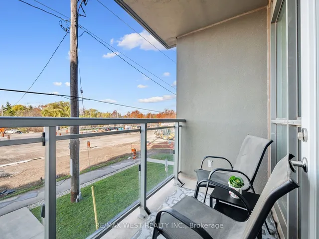 Additional property image - 5240 Dundas St Unit B209