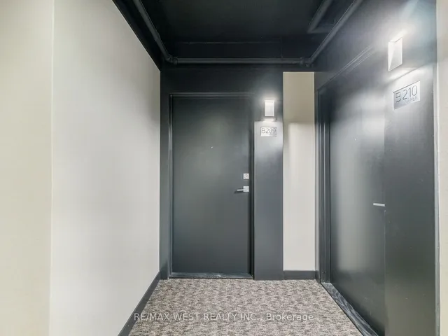 Additional property image - 5240 Dundas St Unit B209