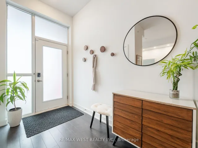 Additional property image - 5240 Dundas St Unit B209