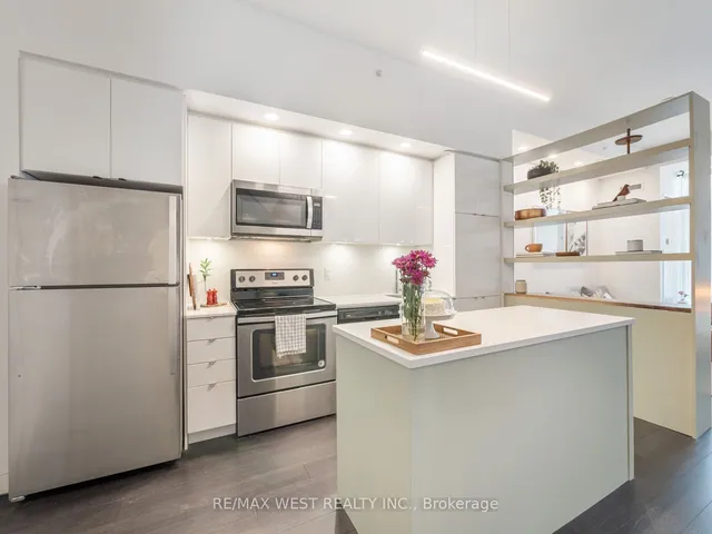 Additional property image - 5240 Dundas St Unit B209