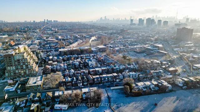 Additional property image - 295 Old Weston Rd