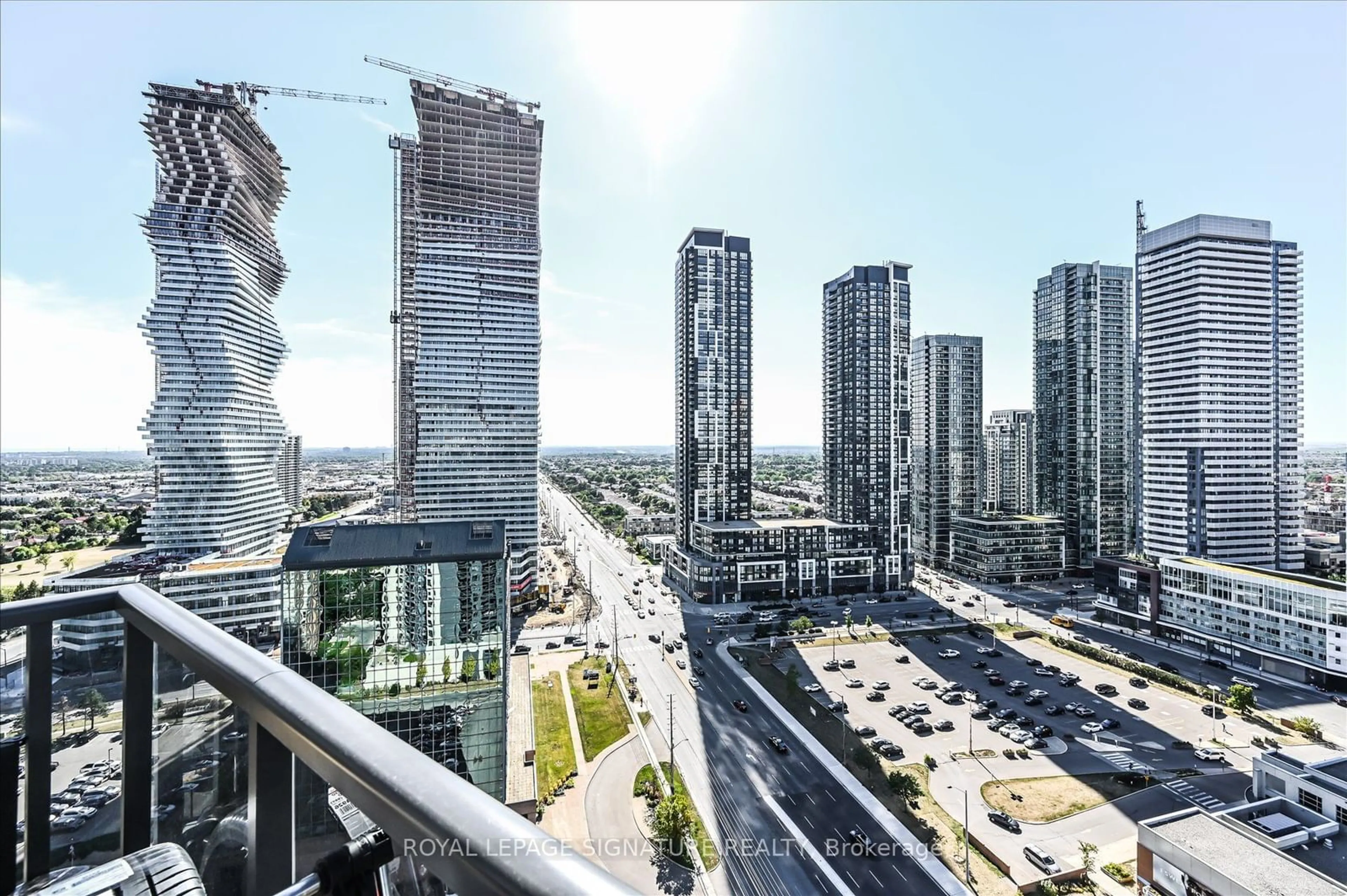 Balcony in the apartment, city buildings view from balcony for 330 Burnhamthorpe Rd #2304, Mississauga Ontario L5B 0E1