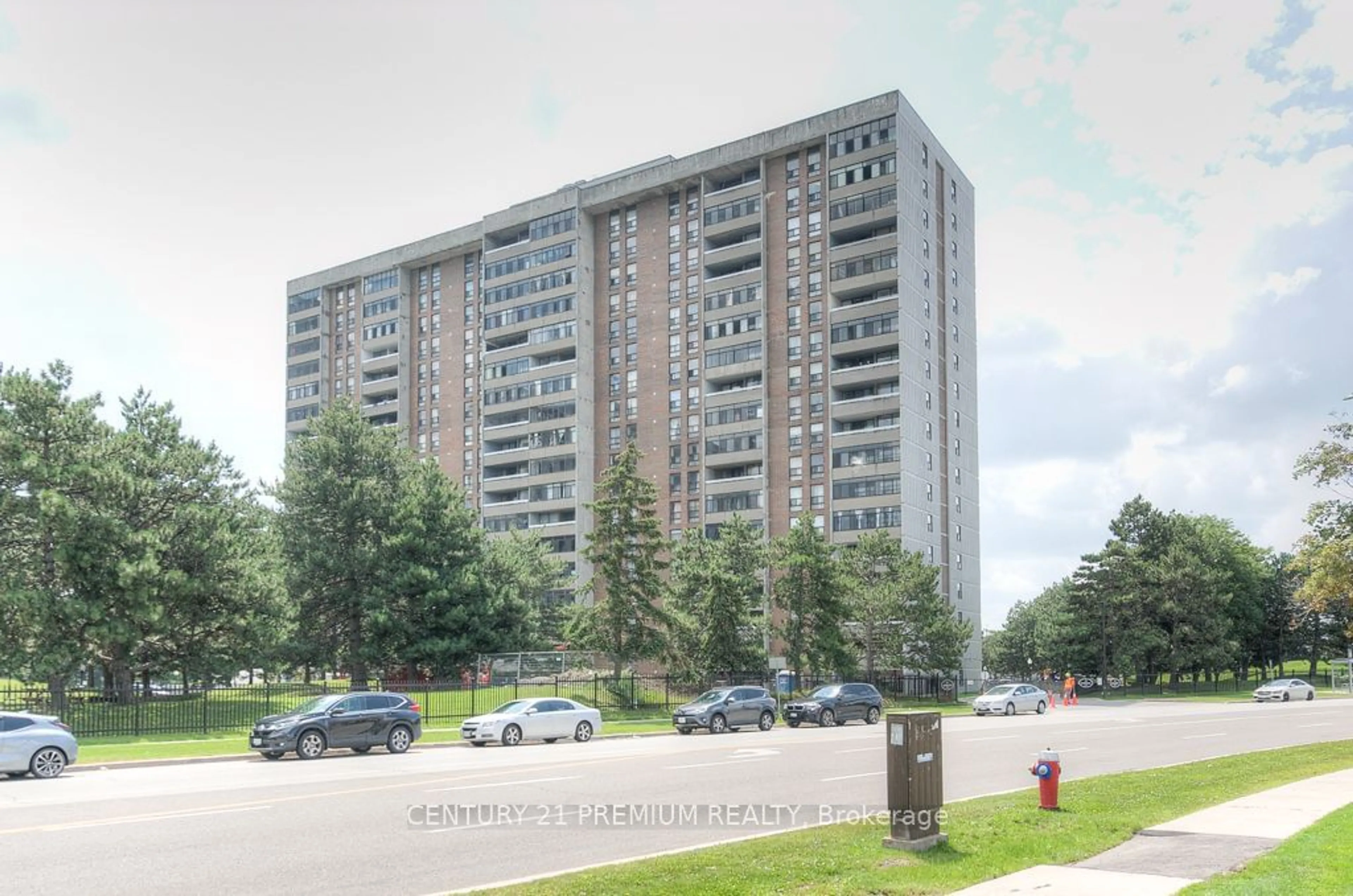 Unknown for 15 Kensington Rd #204, Brampton Ontario L6T 3W2