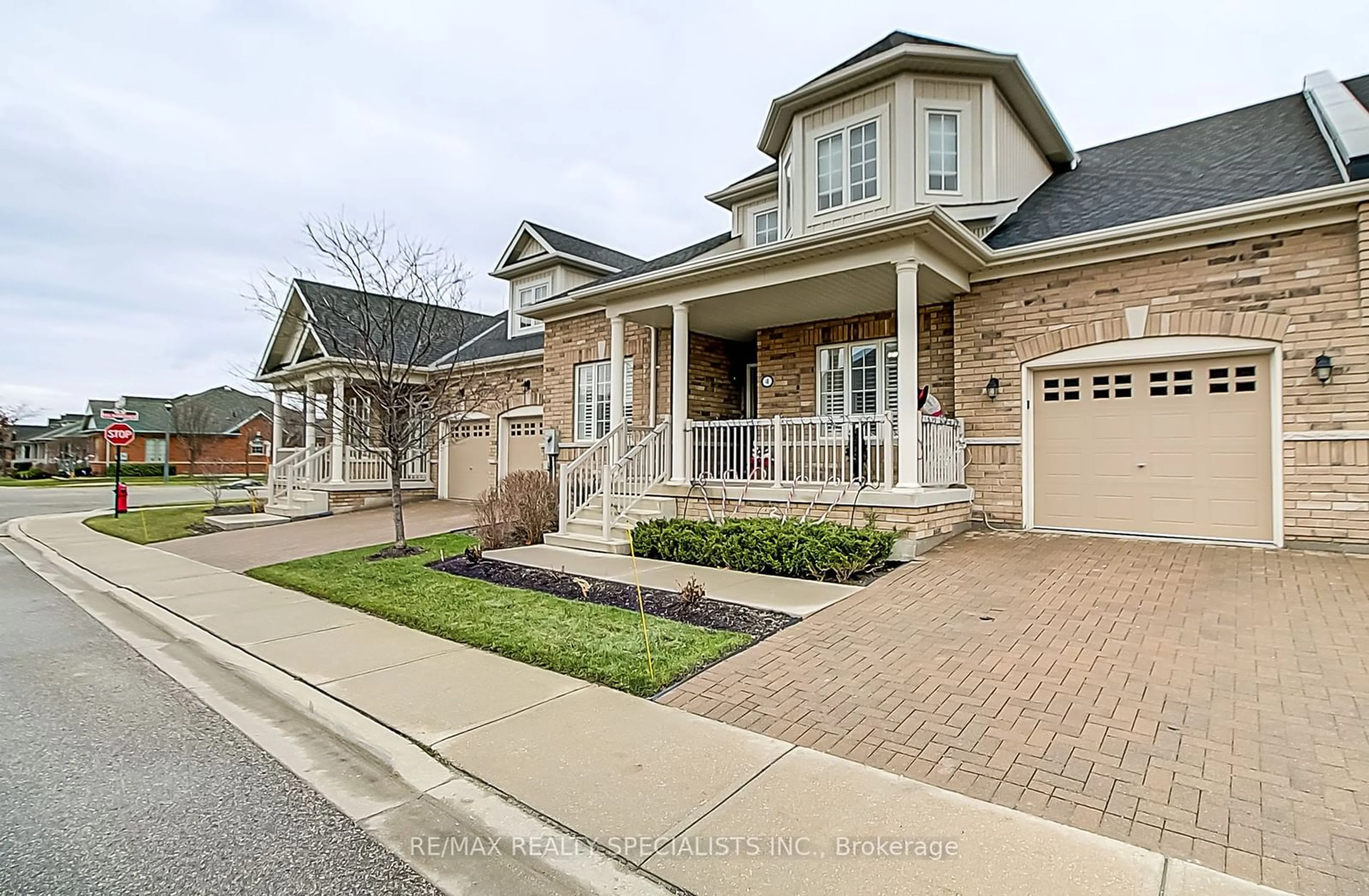 Home with brick exterior material, street for 4 Alamode Rd, Brampton Ontario L6R 3Z8