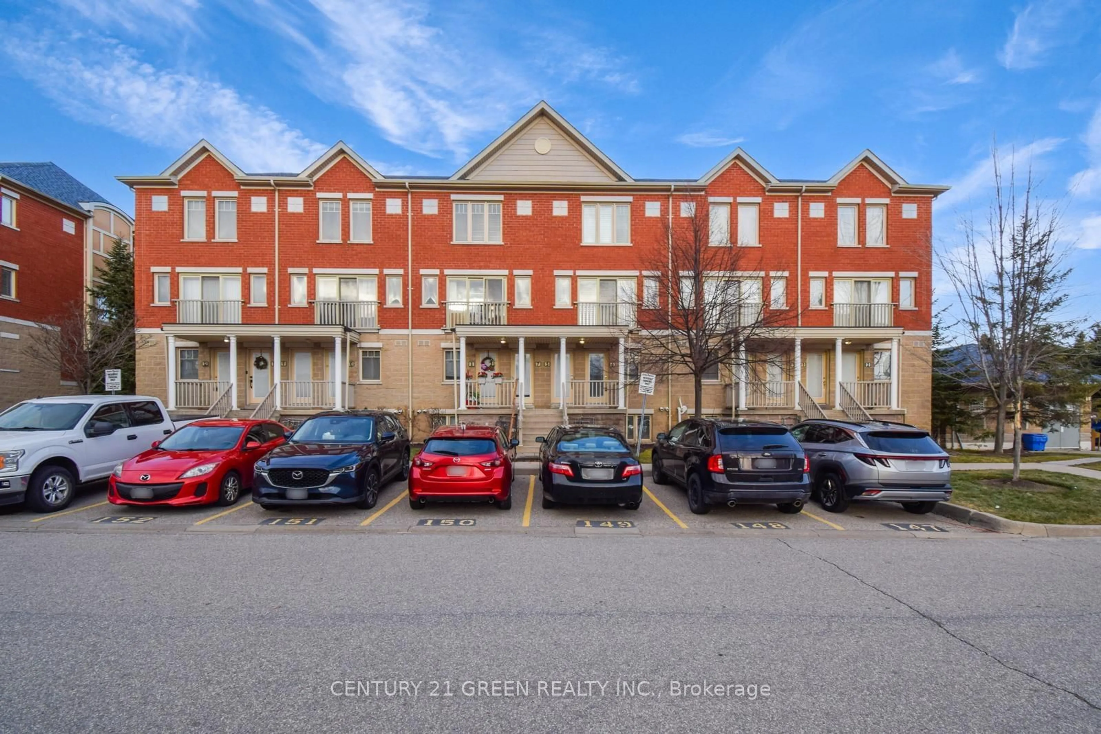 A pic from outside/outdoor area/front of a property/back of a property/a pic from drone, street for 5050 Intrepid Dr #6, Mississauga Ontario L5M 0E5