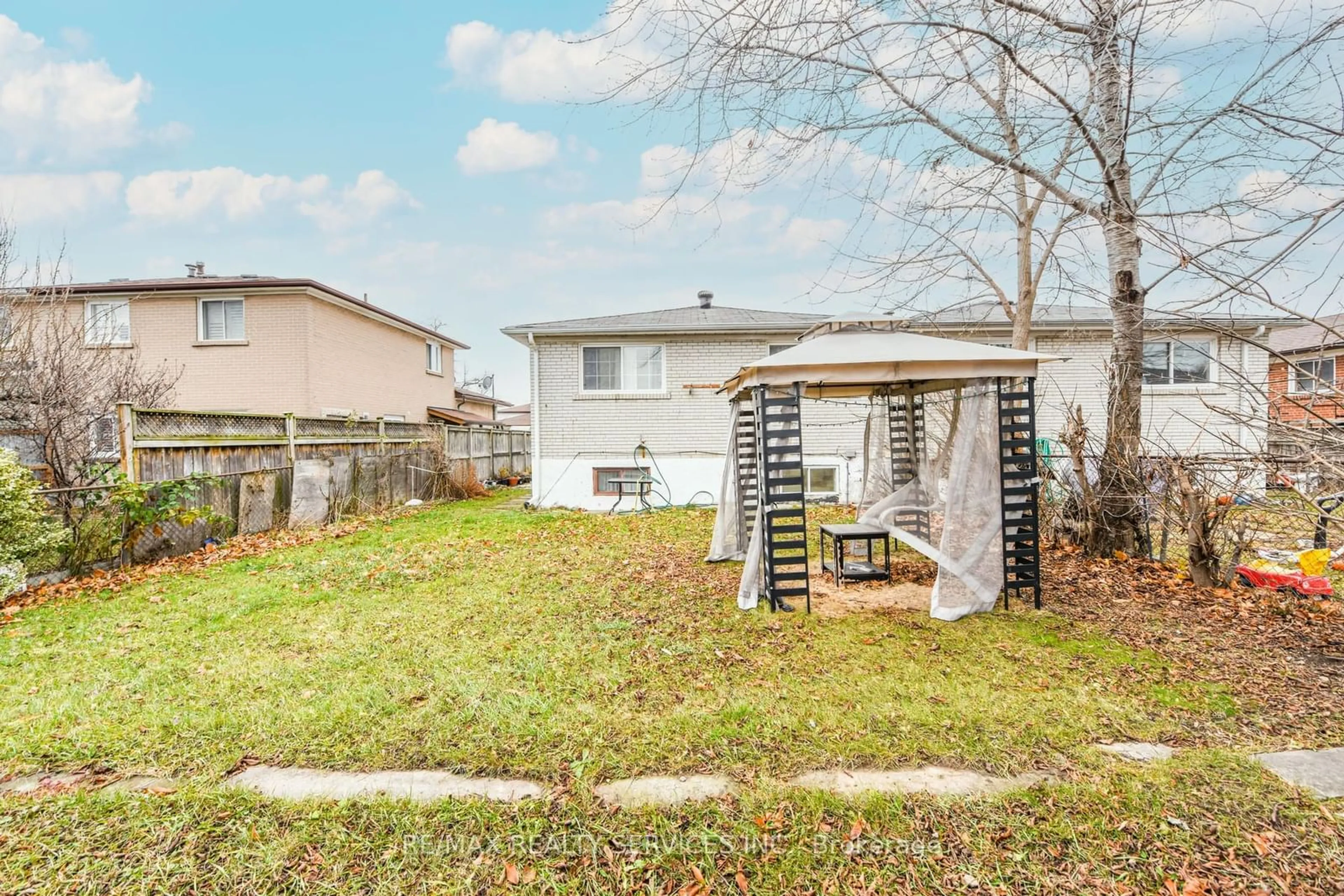 Unknown for 3646 Corliss Cres, Mississauga Ontario L4T 2Z1