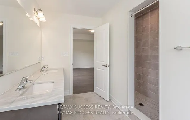 Additional property image - 588 Queen Mary Dr
