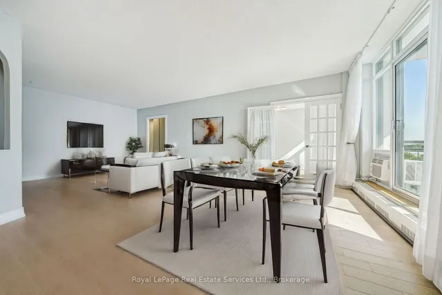 Additional property image - 5250 Lakeshore Rd Unit 708