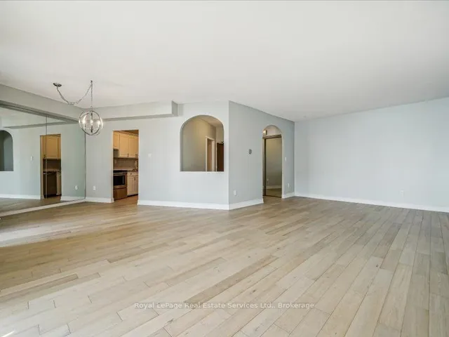 Additional property image - 5250 Lakeshore Rd Unit 708