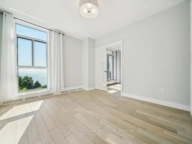 Additional property image - 5250 Lakeshore Rd Unit 708