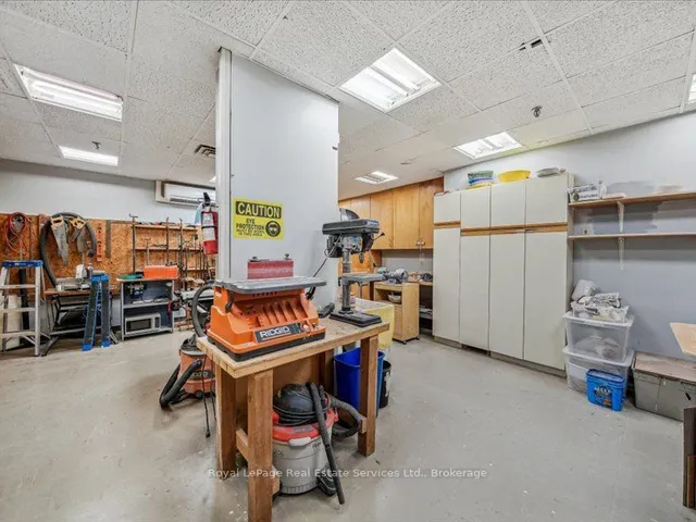 Additional property image - 5250 Lakeshore Rd Unit 708