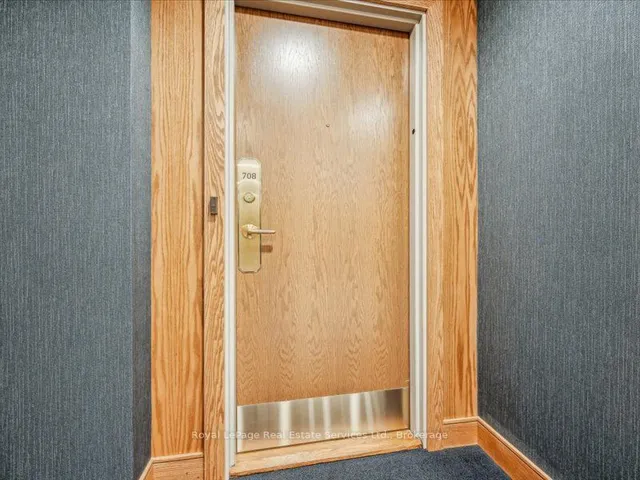 Additional property image - 5250 Lakeshore Rd Unit 708