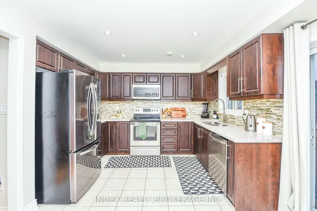 Additional property image - 4950 Albina Way Unit 20