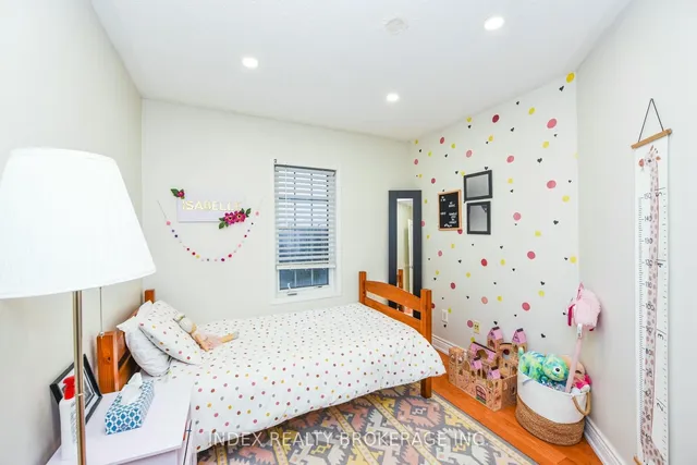 Additional property image - 4950 Albina Way Unit 20