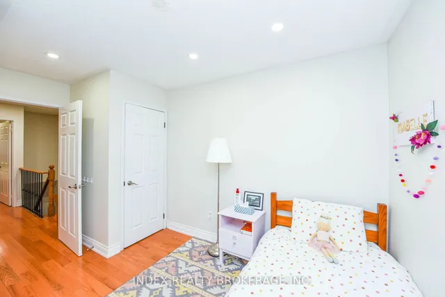 Additional property image - 4950 Albina Way Unit 20