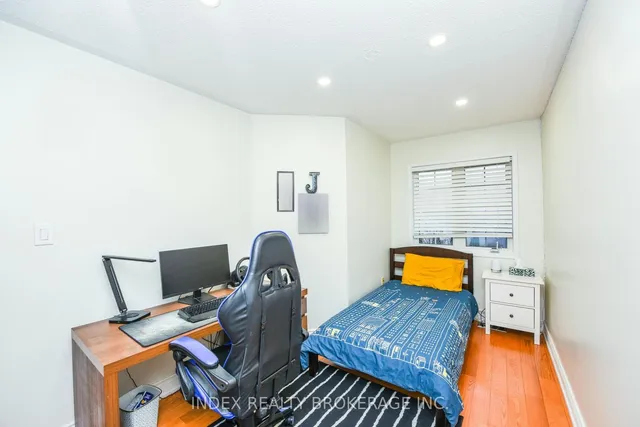 Additional property image - 4950 Albina Way Unit 20