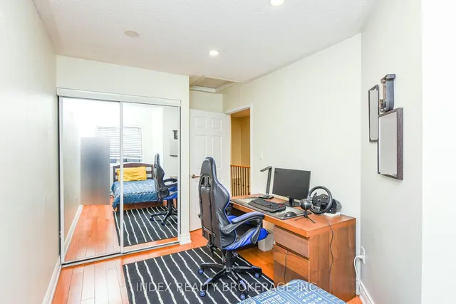 Additional property image - 4950 Albina Way Unit 20
