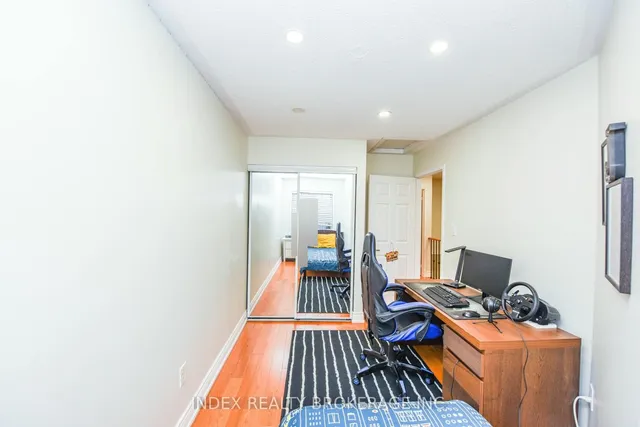 Additional property image - 4950 Albina Way Unit 20