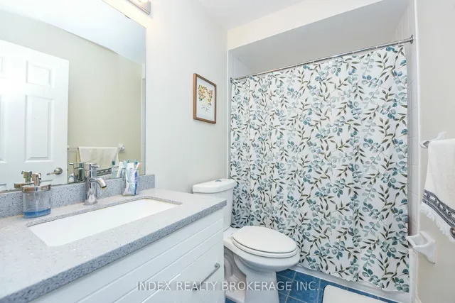 Additional property image - 4950 Albina Way Unit 20