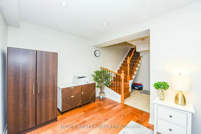 Additional property image - 4950 Albina Way Unit 20