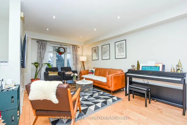 Additional property image - 4950 Albina Way Unit 20