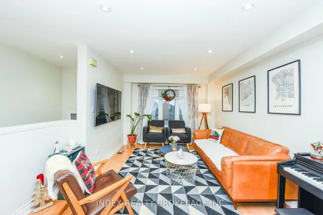 Additional property image - 4950 Albina Way Unit 20