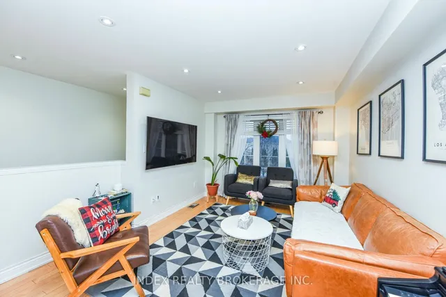 Additional property image - 4950 Albina Way Unit 20