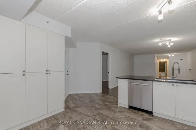 Additional property image - 2055 Appleby Line Unit 211
