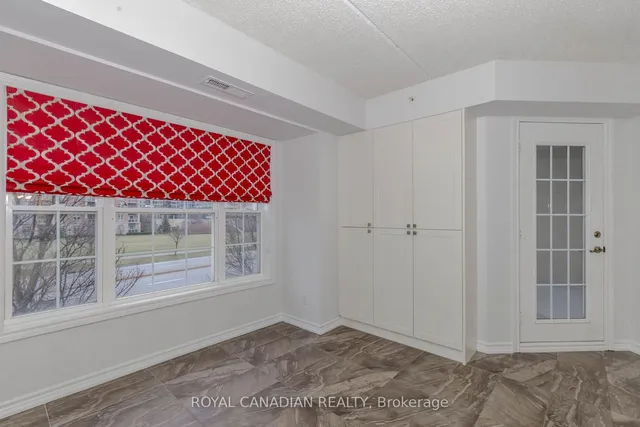 Additional property image - 2055 Appleby Line Unit 211