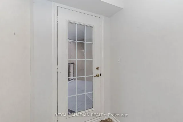 Additional property image - 2055 Appleby Line Unit 211