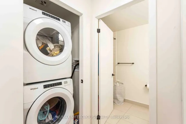 Additional property image - 2300 St Clair Ave Unit 308