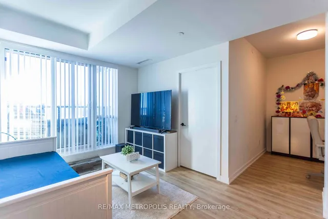Additional property image - 2300 St Clair Ave Unit 308