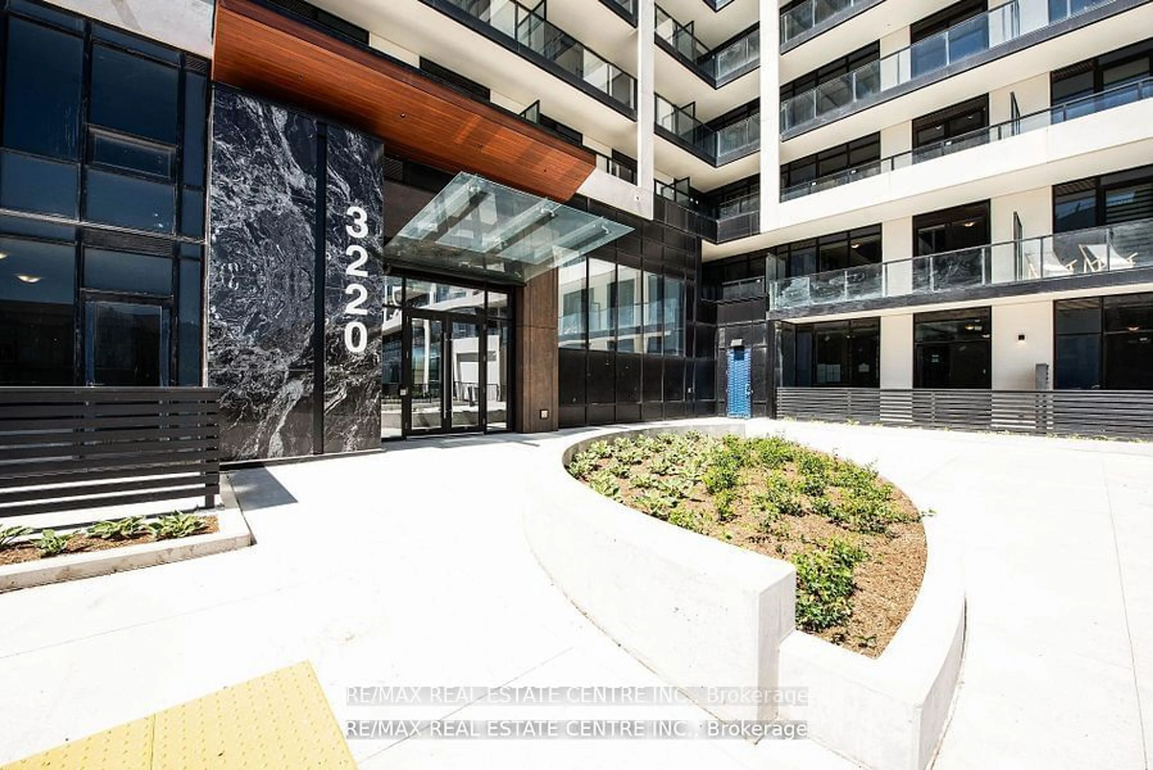 Unknown for 3220 William Coltson Ave #1112, Oakville Ontario L6H 7X9