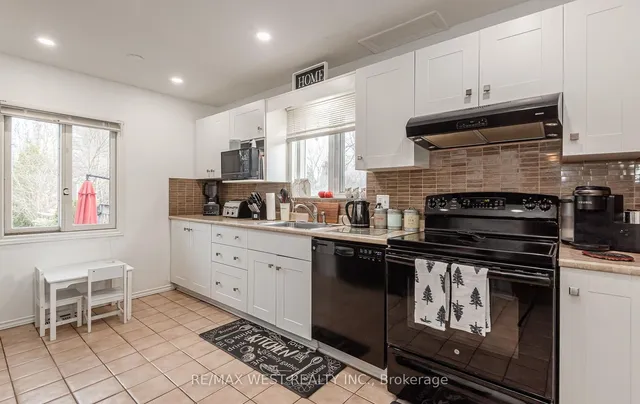 Additional property image - 66 McMurchy Ave