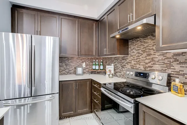 Additional property image - 31 Padbury Tr