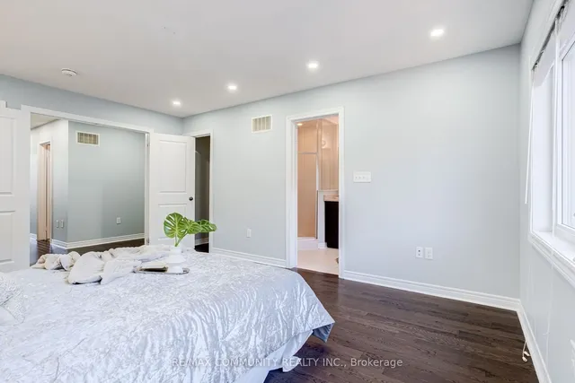 Additional property image - 31 Padbury Tr