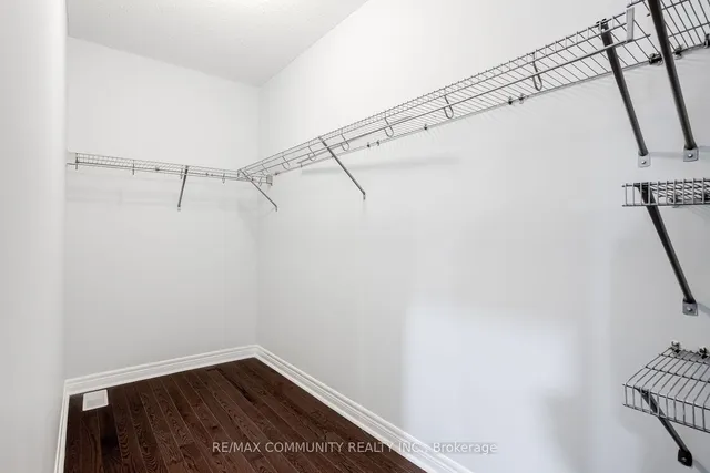 Additional property image - 31 Padbury Tr