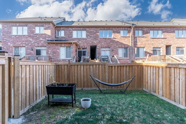 Additional property image - 31 Padbury Tr