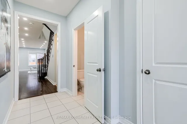 Additional property image - 31 Padbury Tr
