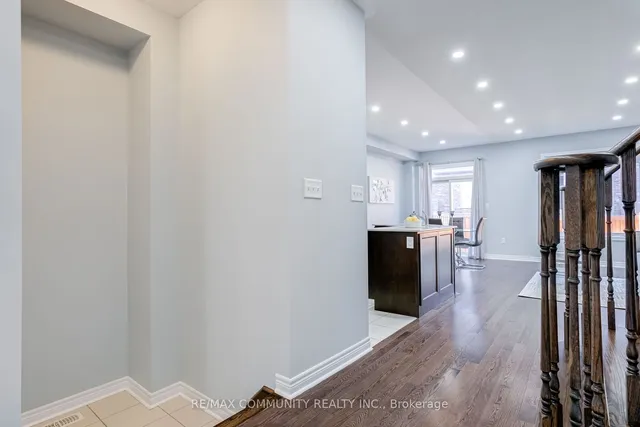 Additional property image - 31 Padbury Tr