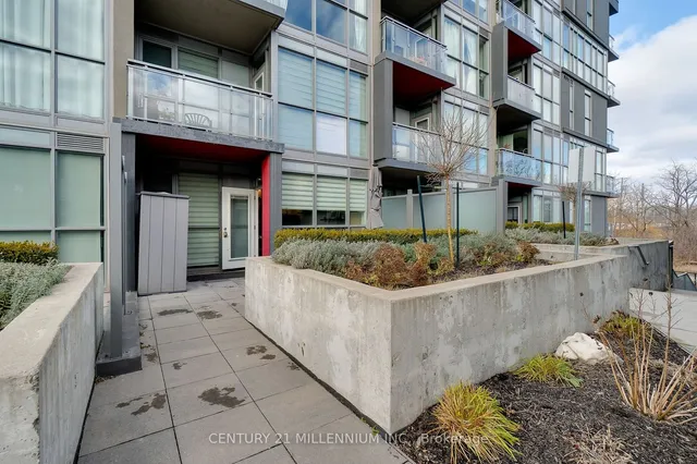 Additional property image - 5240 Dundas St Unit 215