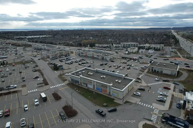 Additional property image - 5240 Dundas St Unit 215