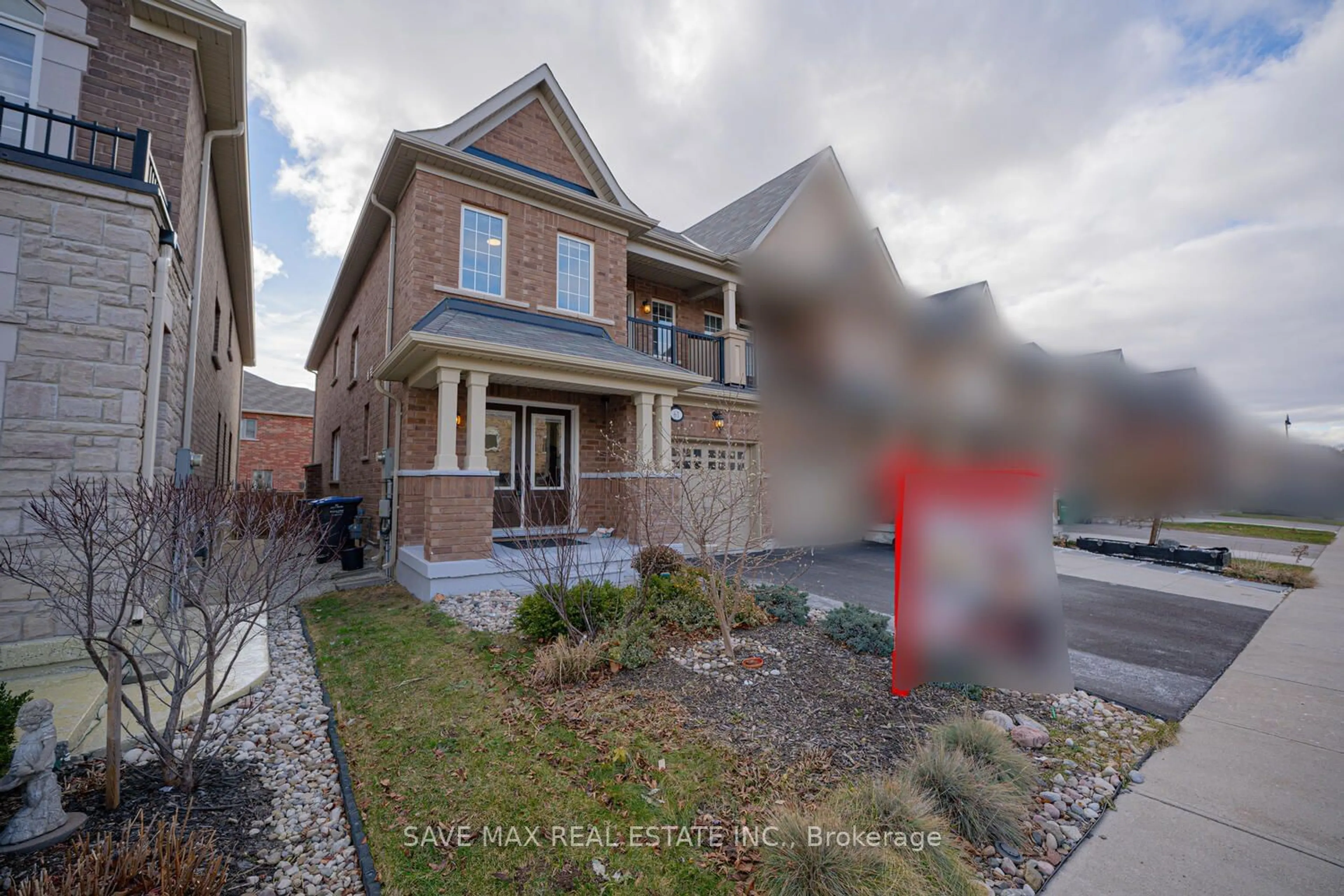 Home with brick exterior material, street for 61 EDINBURGH Dr, Brampton Ontario L6Y 6A6