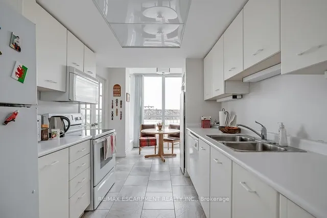 Additional property image - 415 LOCUST St Unit 1001