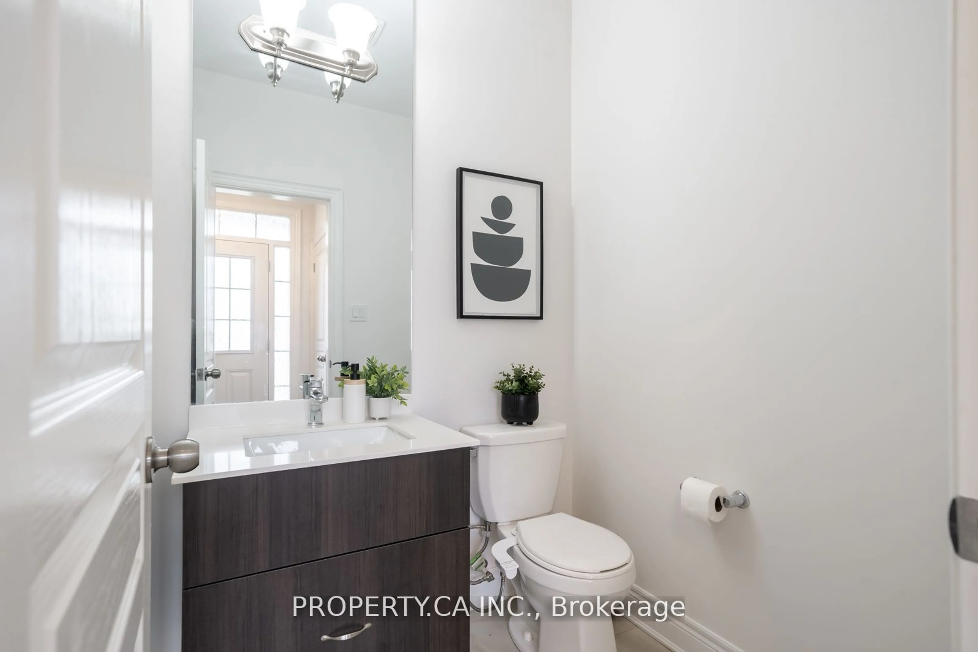 Contemporary bathroom, ceramic/tile floor for 1330 Restivo Lane, Milton Ontario L9E 1J9