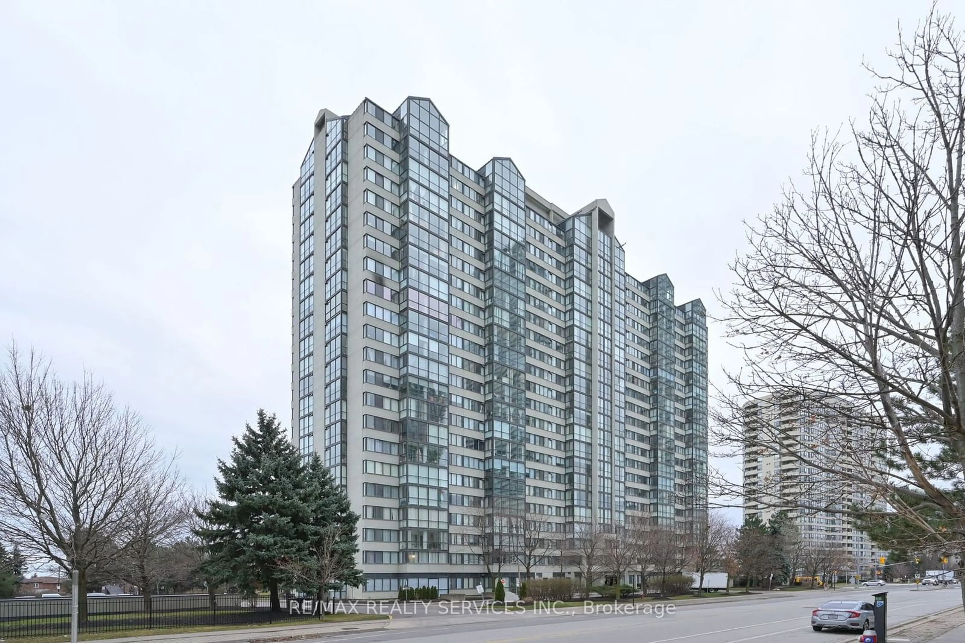 Unknown for 350 Webb Dr #308, Mississauga Ontario L5B 3W4