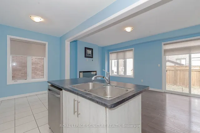 Additional property image - 7 Truffle Crt