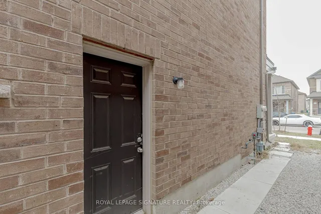 Additional property image - 7 Truffle Crt