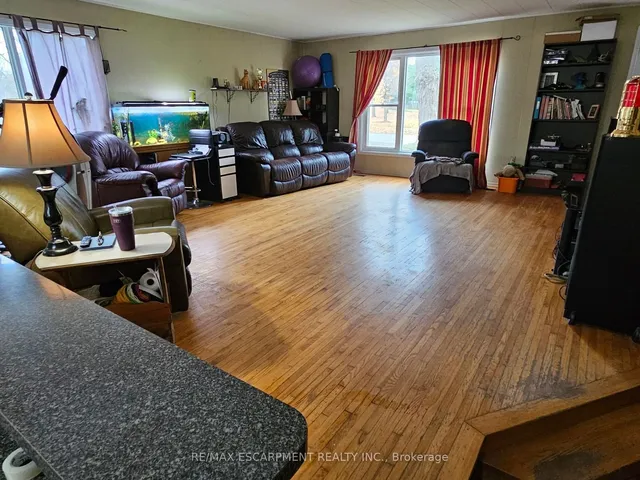 Additional property image - 5127 Milburough Line