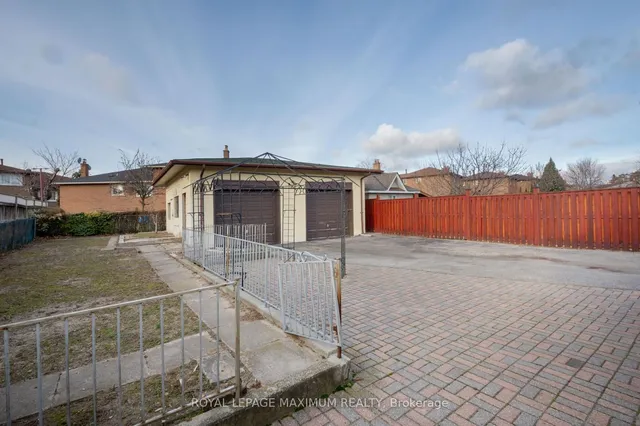 Additional property image - 88 Plunkett Rd